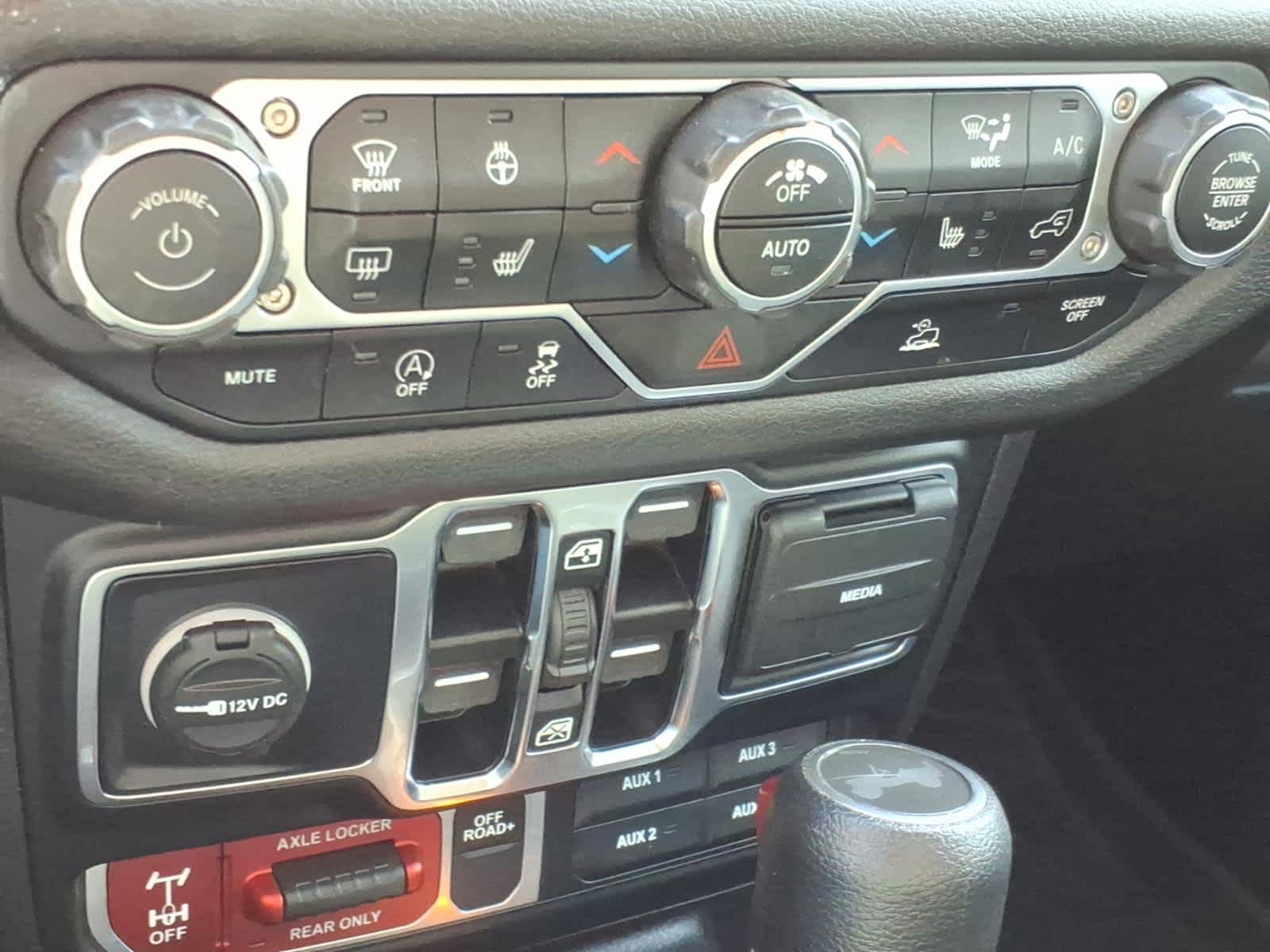 2024 Jeep Wrangler 4-Door Willys 4x4