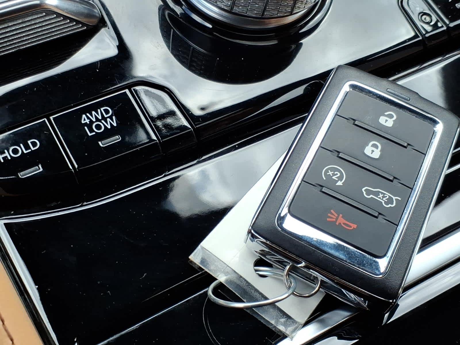 2022 Jeep Grand Cherokee Summit Reserve