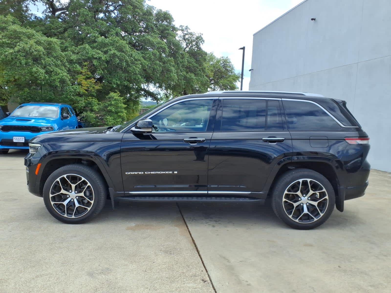 2022 Jeep Grand Cherokee Summit Reserve