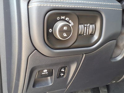 2020 RAM 1500 Limited Crew Cab 4x2 5'7" Box