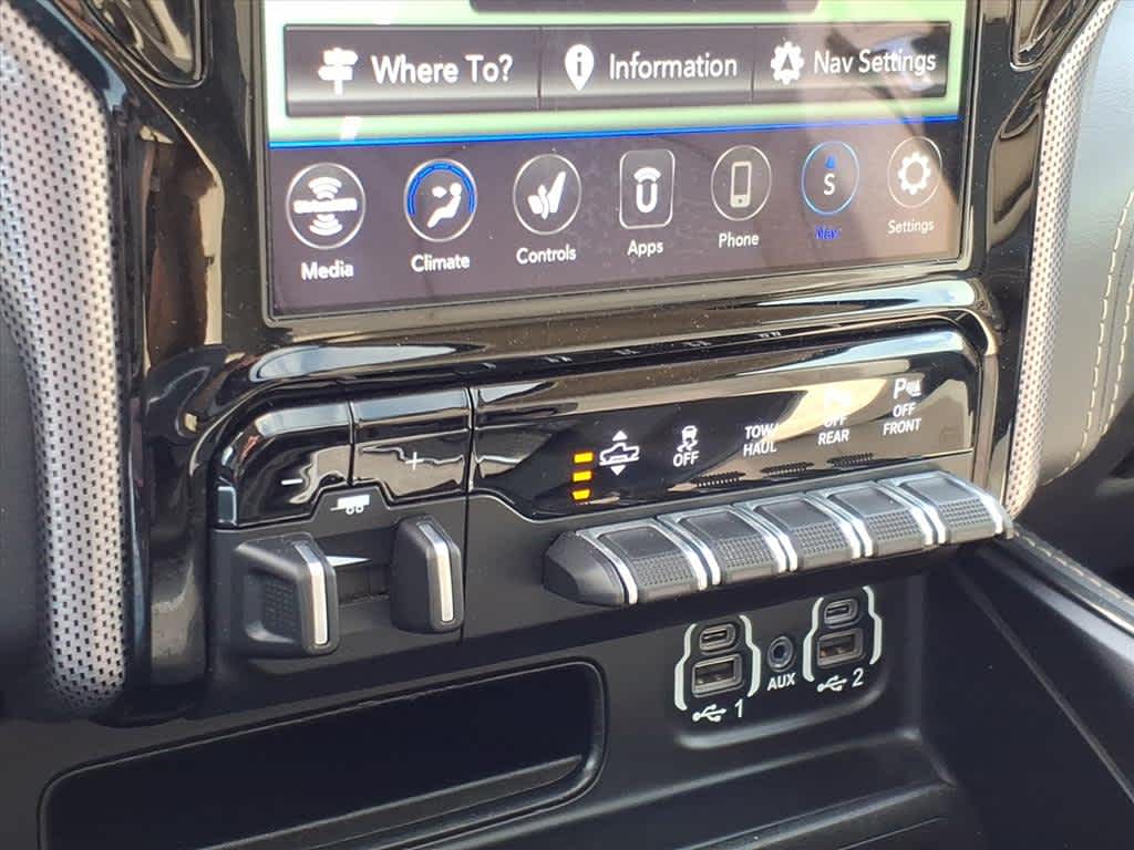 2020 RAM 1500 Limited Crew Cab 4x2 5'7" Box