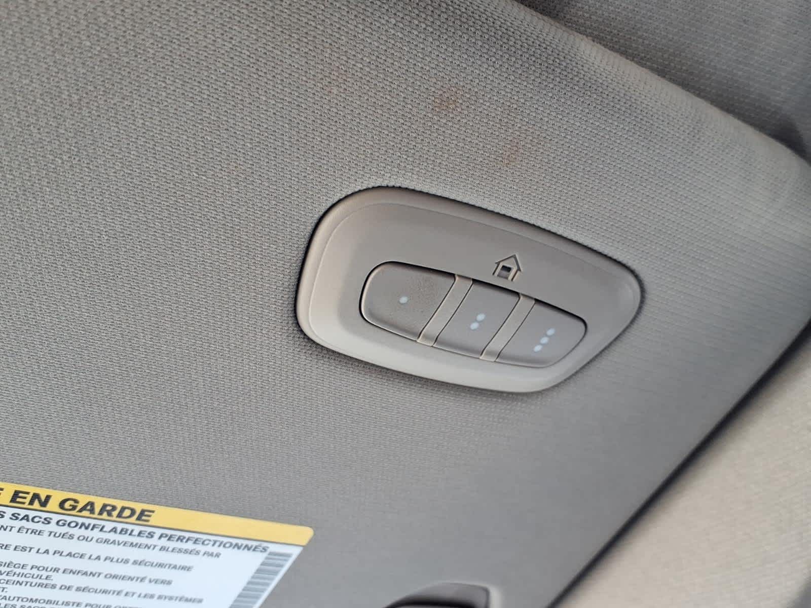 2022 RAM 1500 Laramie Crew Cab 4x2 5'7" Box