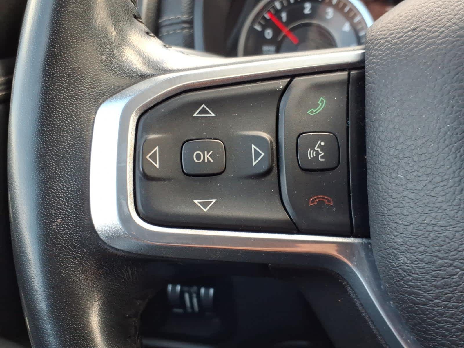 2022 RAM 1500 Laramie Crew Cab 4x2 5'7" Box