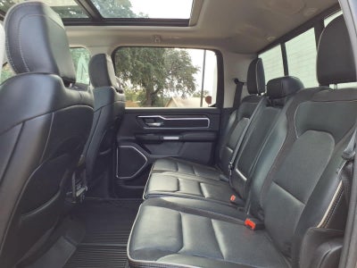 2022 RAM 1500 Laramie Crew Cab 4x2 5'7" Box