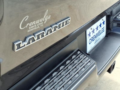 2022 RAM 1500 Laramie Crew Cab 4x2 5'7" Box