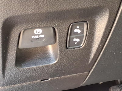 2022 RAM 1500 Laramie Crew Cab 4x2 5'7" Box