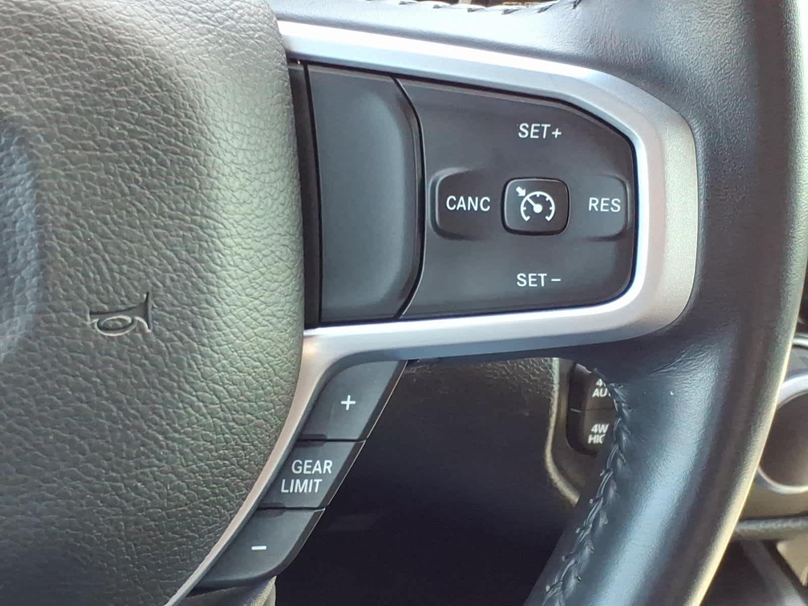 2023 RAM 1500 Lone Star Crew Cab 4x4 5'7" Box