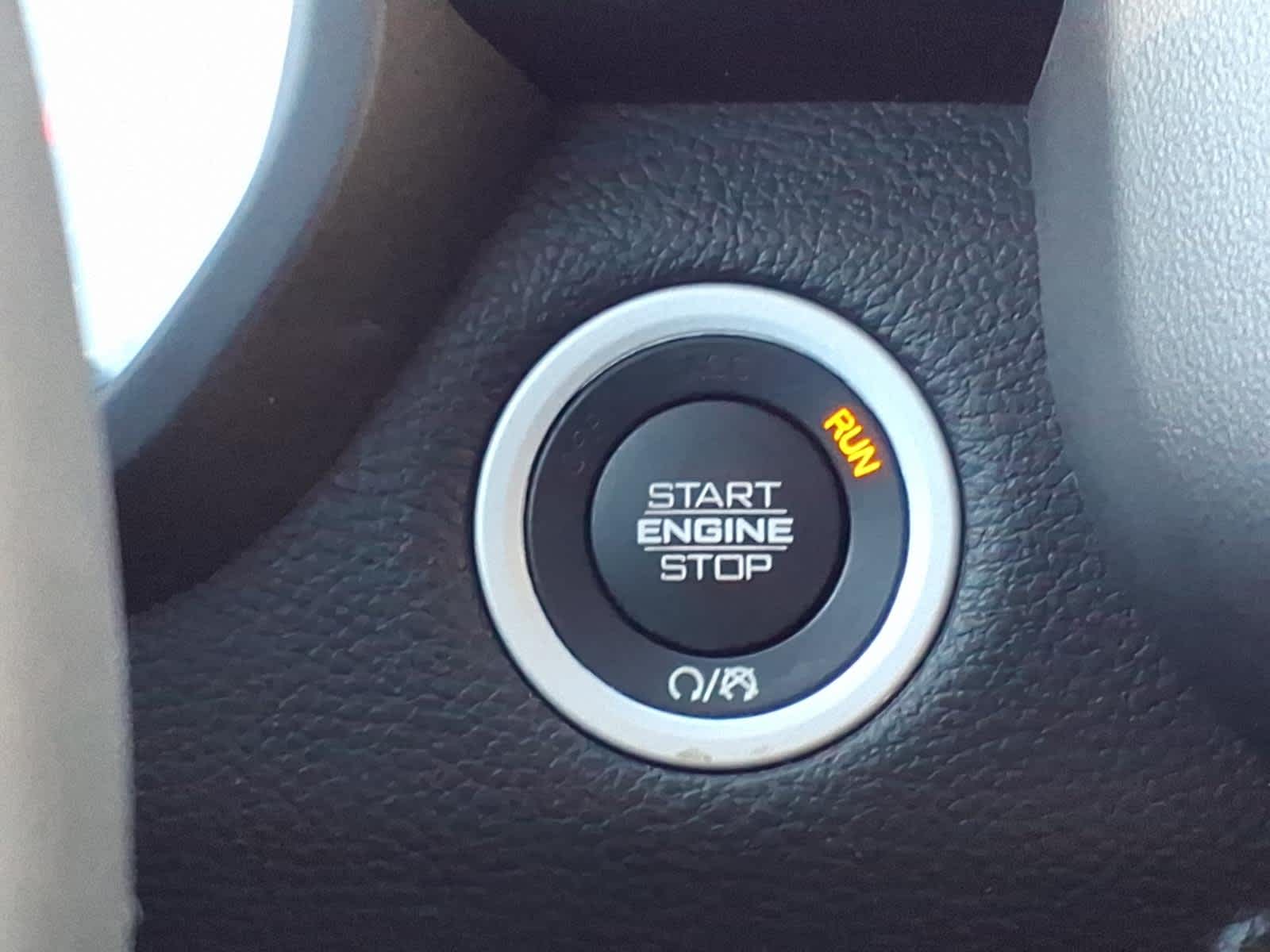 2021 RAM 1500 Big Horn Crew Cab 4x4 5'7" Box