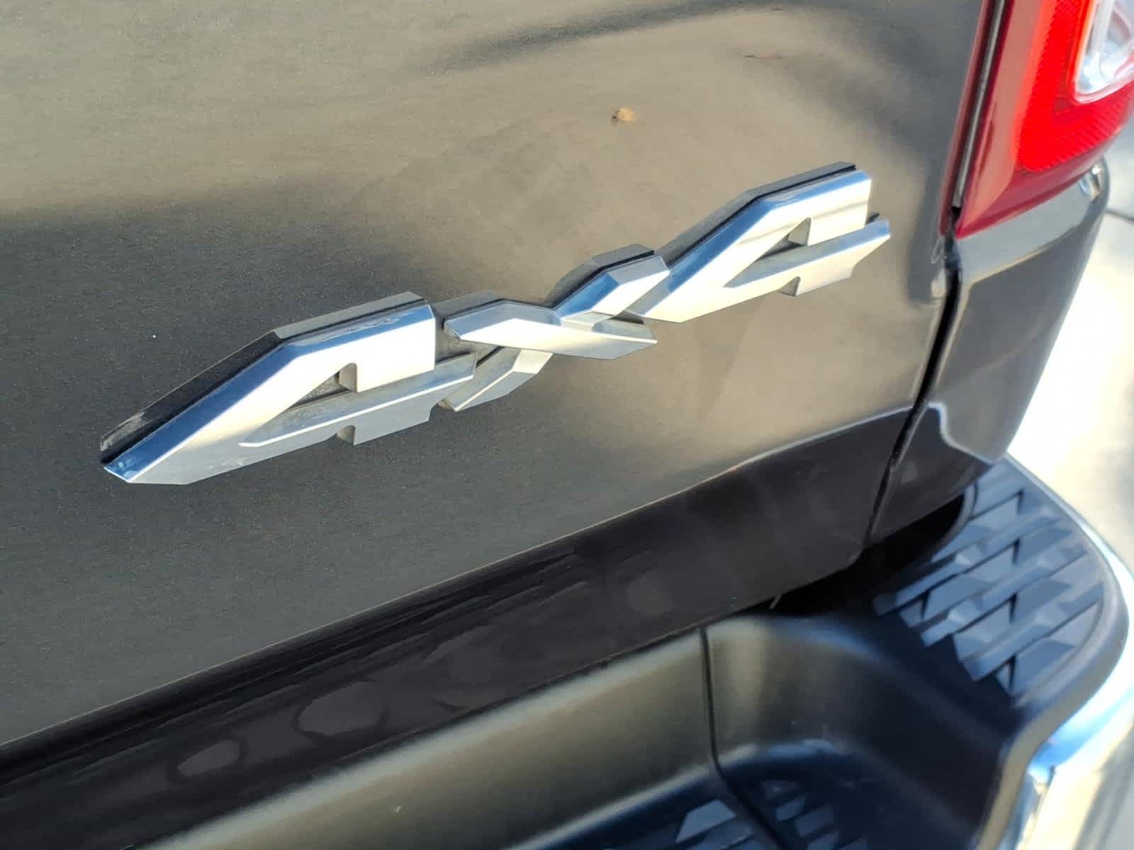 2021 RAM 1500 Big Horn Crew Cab 4x4 5'7" Box