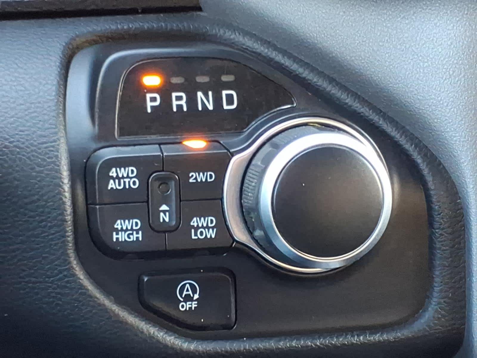 2021 RAM 1500 Big Horn Crew Cab 4x4 5'7" Box