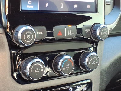 2025 RAM 1500 Warlock Crew Cab 4x4 5'7" Box