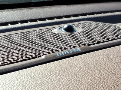 2021 RAM 1500 Laramie Crew Cab 4x4 5'7" Box
