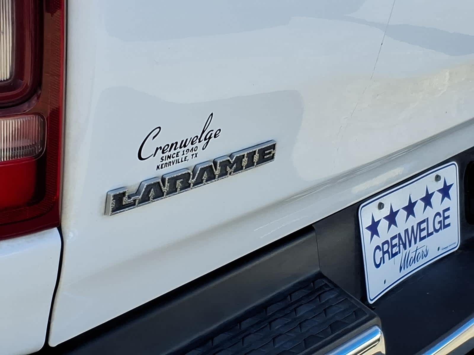 2021 RAM 1500 Laramie Crew Cab 4x4 5'7" Box