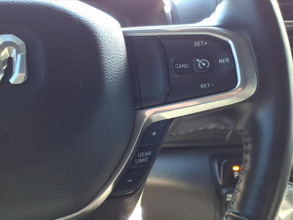 2023 RAM 1500 Laramie Crew Cab 4x4 5'7" Box