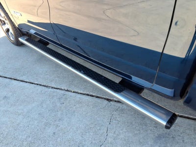 2023 RAM 1500 Laramie Crew Cab 4x4 5'7" Box