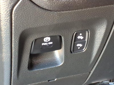 2023 RAM 1500 Laramie Crew Cab 4x4 5'7" Box