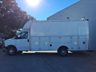 2021 Chevrolet Express Cutaway 3500 Work Van