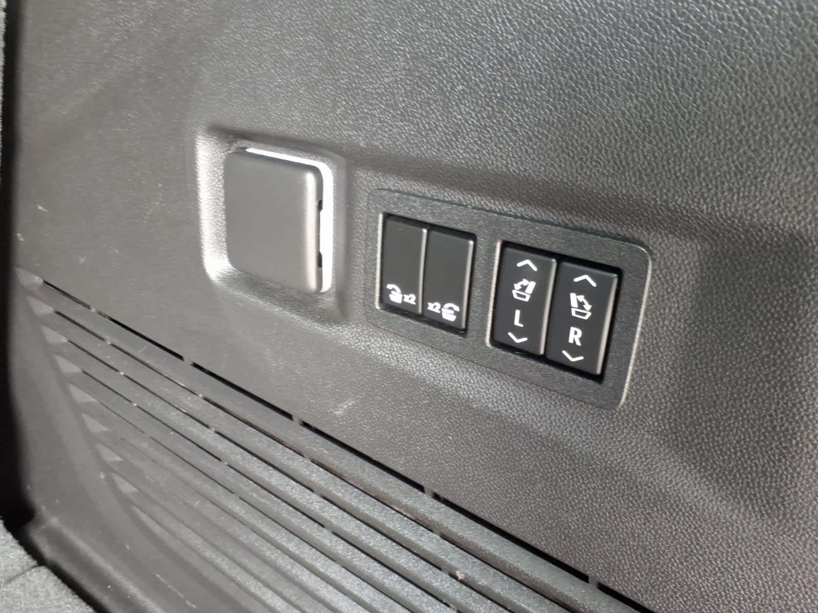 2021 GMC Yukon AT4