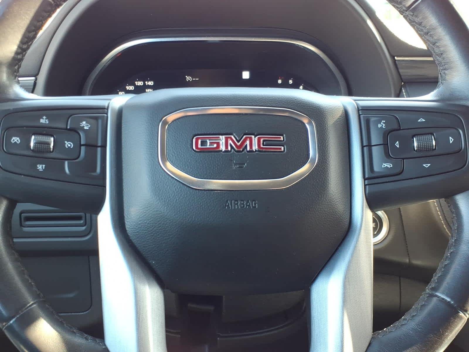 2023 GMC Yukon XL SLT