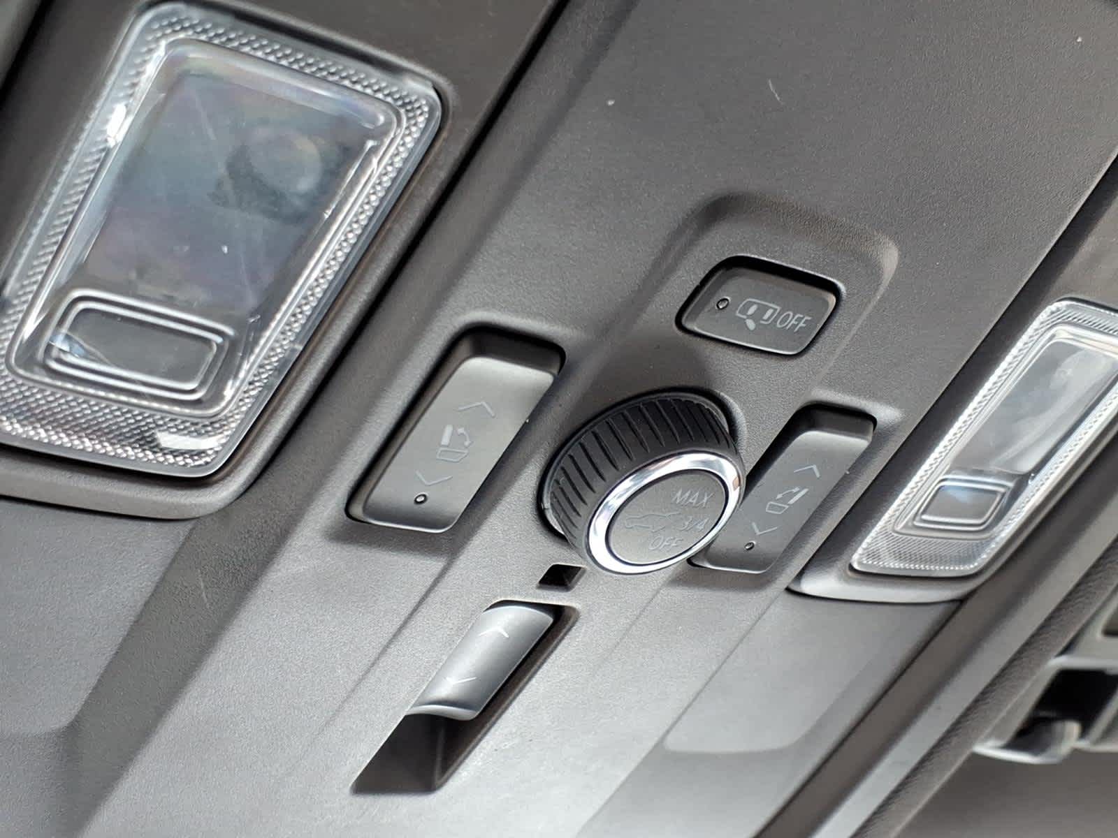 2025 GMC Yukon XL Elevation