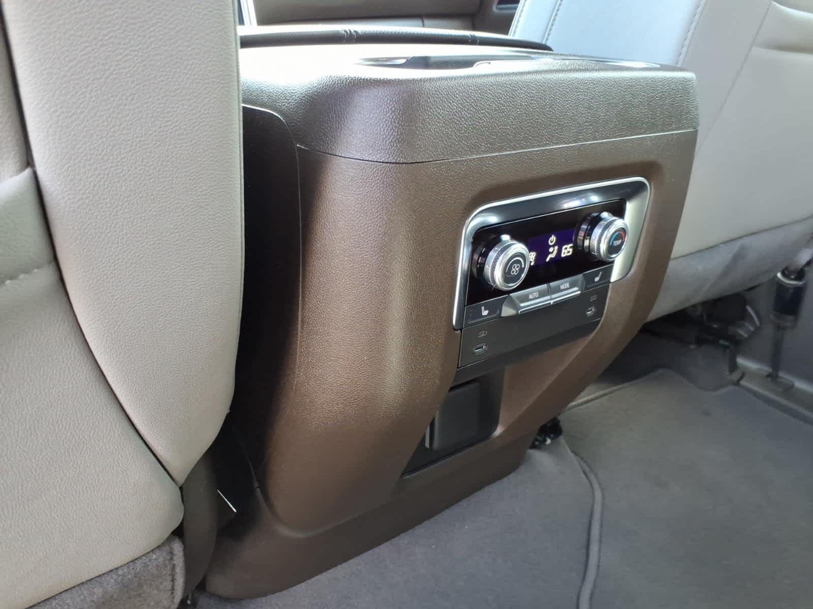 2025 GMC Yukon XL Elevation