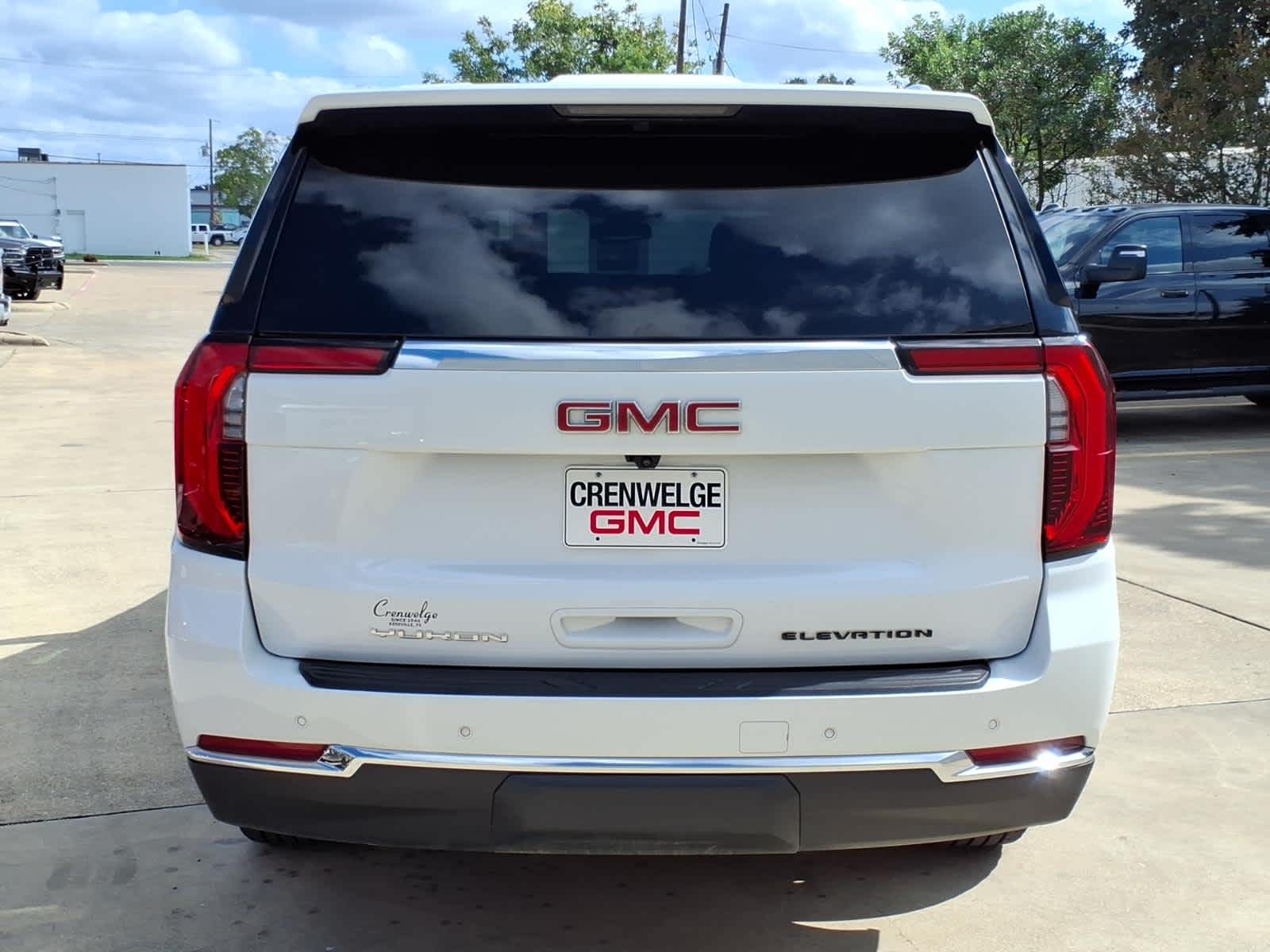 2025 GMC Yukon XL Elevation
