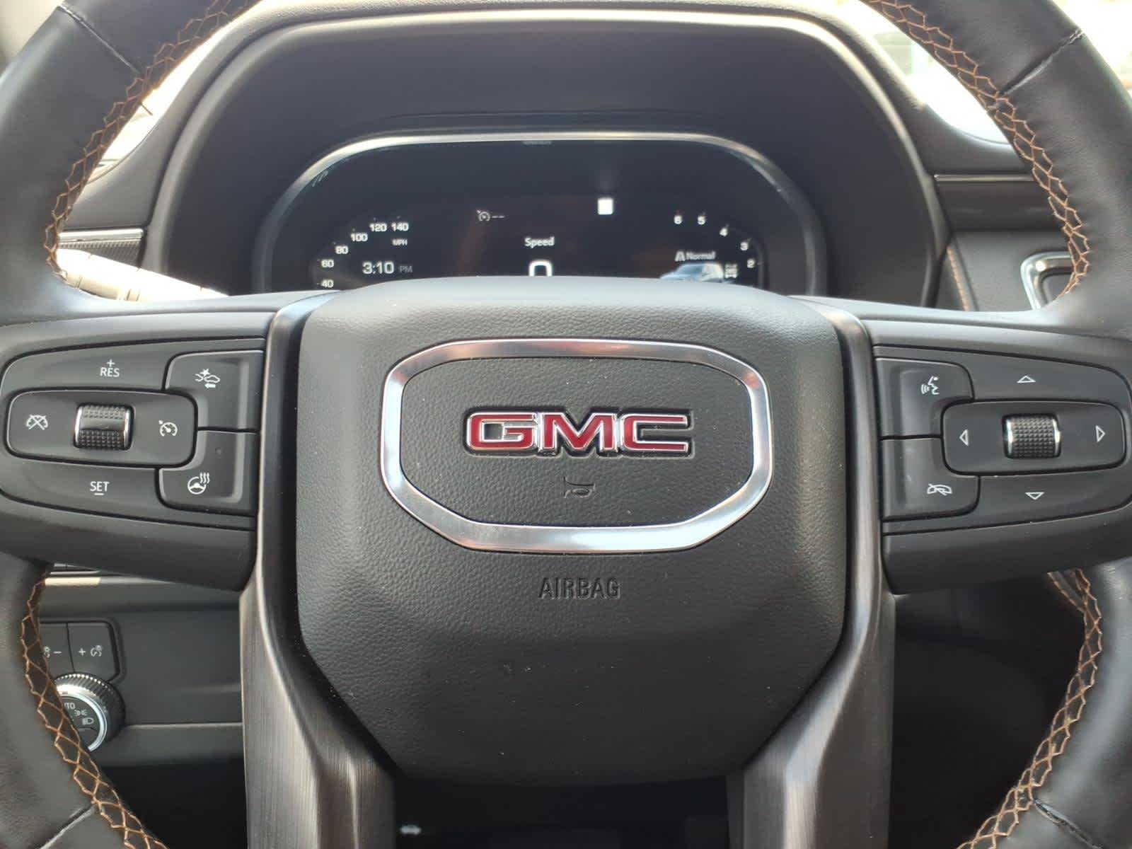 2023 GMC Yukon XL AT4