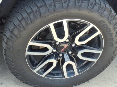 2023 GMC Yukon XL AT4