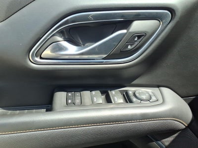 2023 GMC Yukon XL AT4