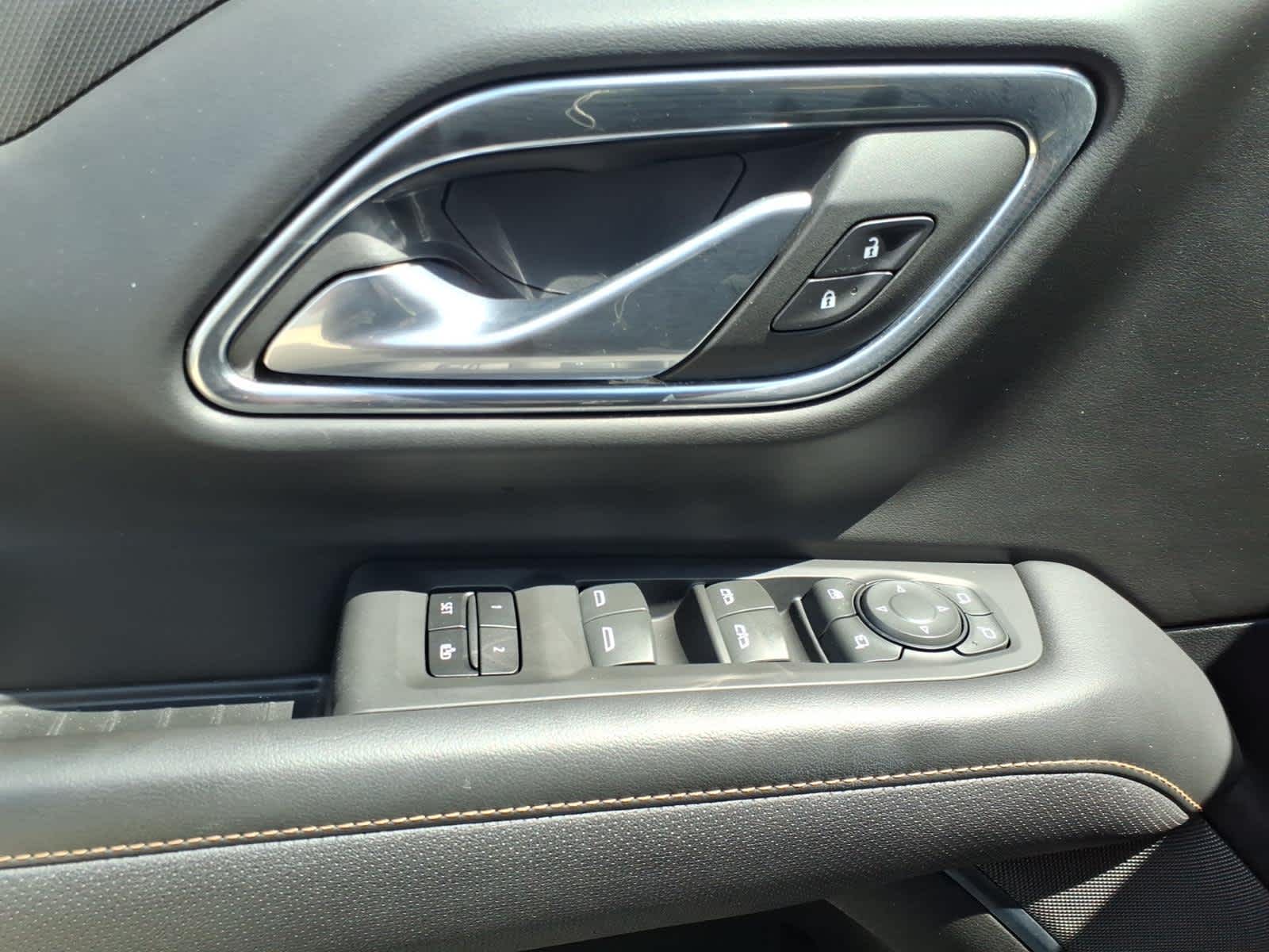2023 GMC Yukon XL AT4