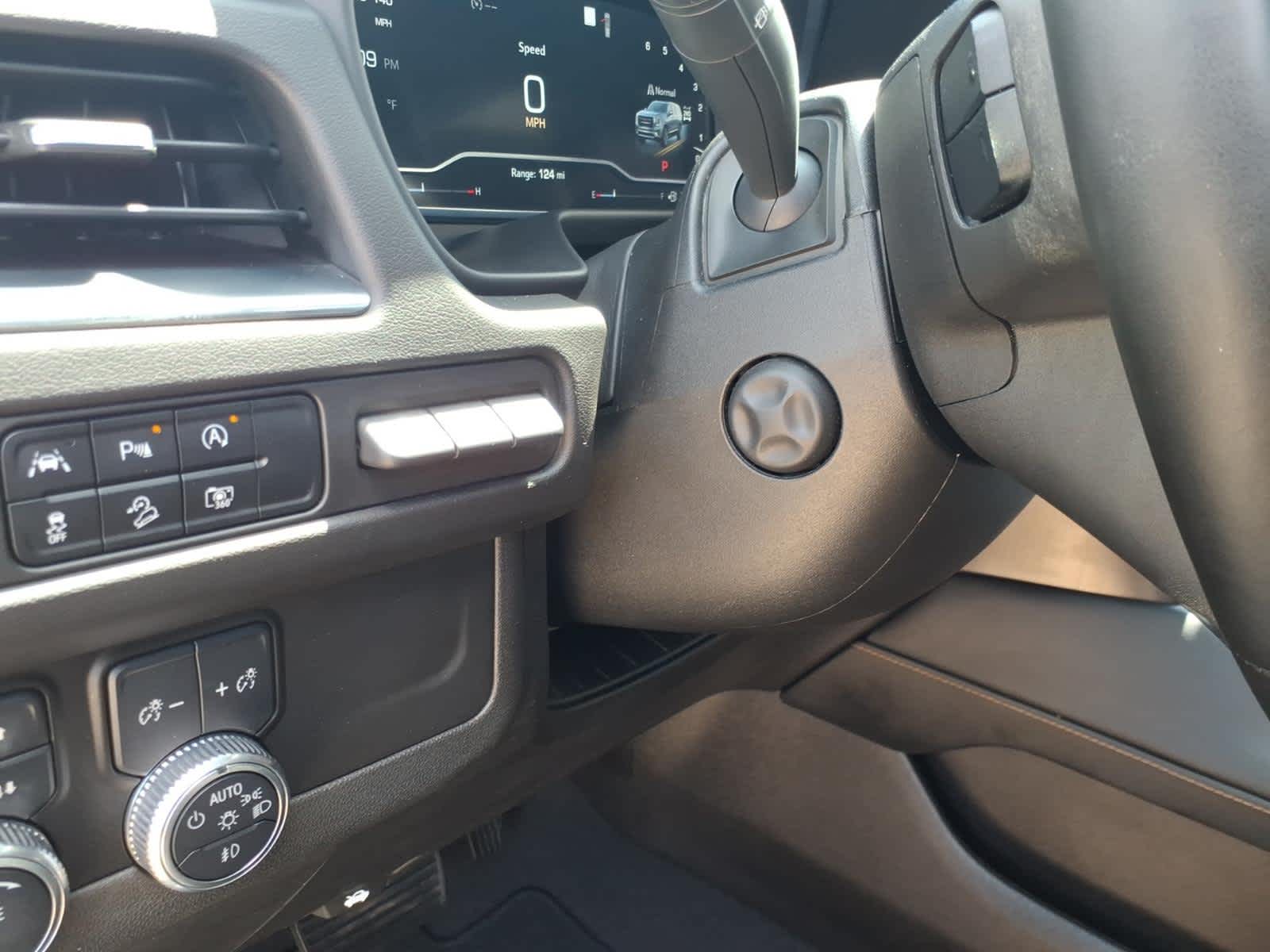 2023 GMC Yukon XL AT4