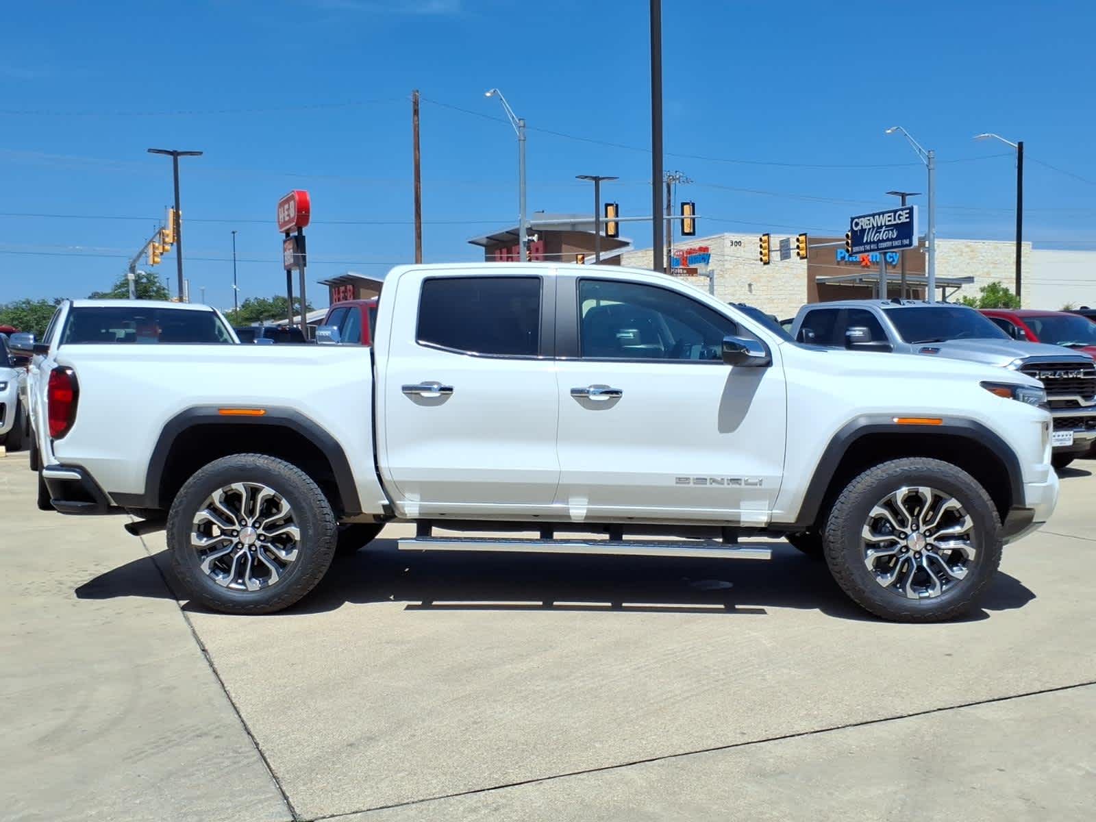 2024 GMC Canyon Denali