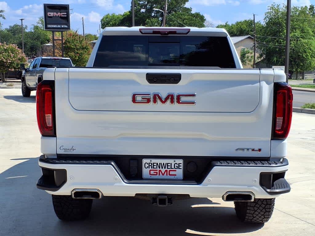 2024 GMC Sierra 1500 AT4