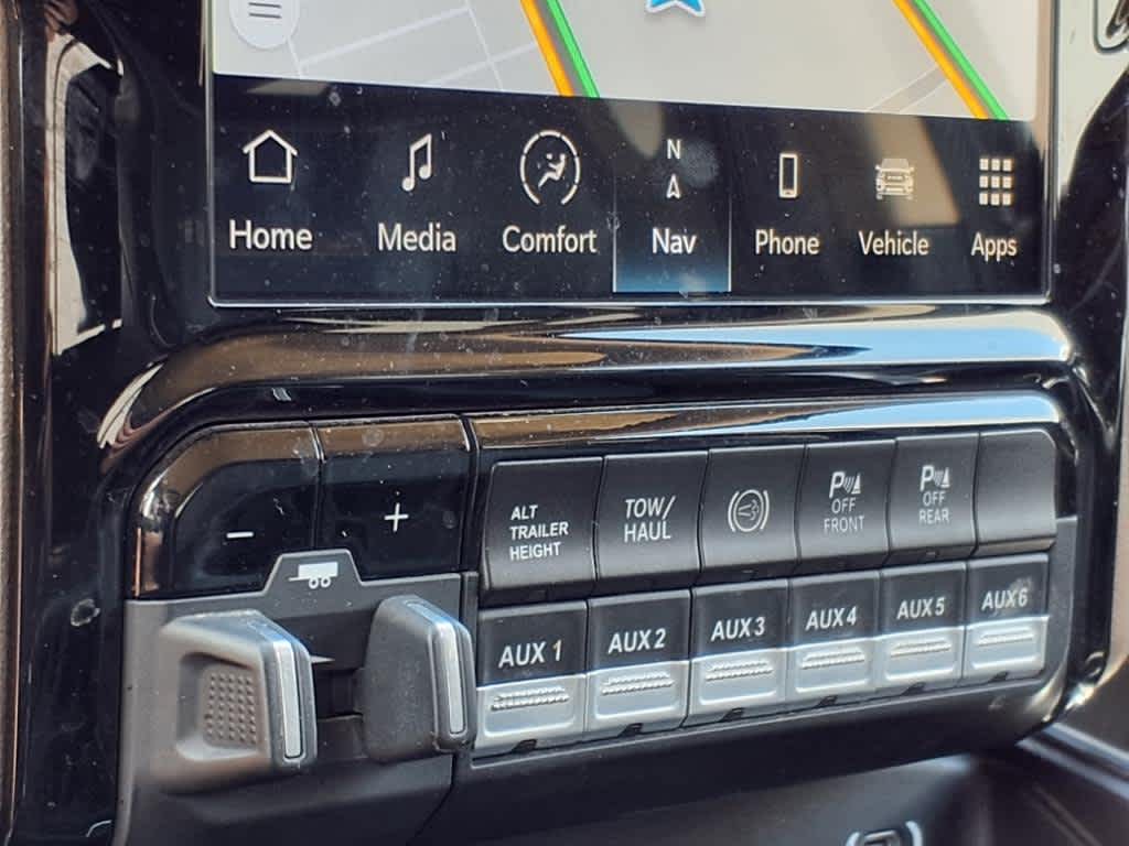 2022 RAM 3500 Laramie Crew Cab 4x4 8' Box