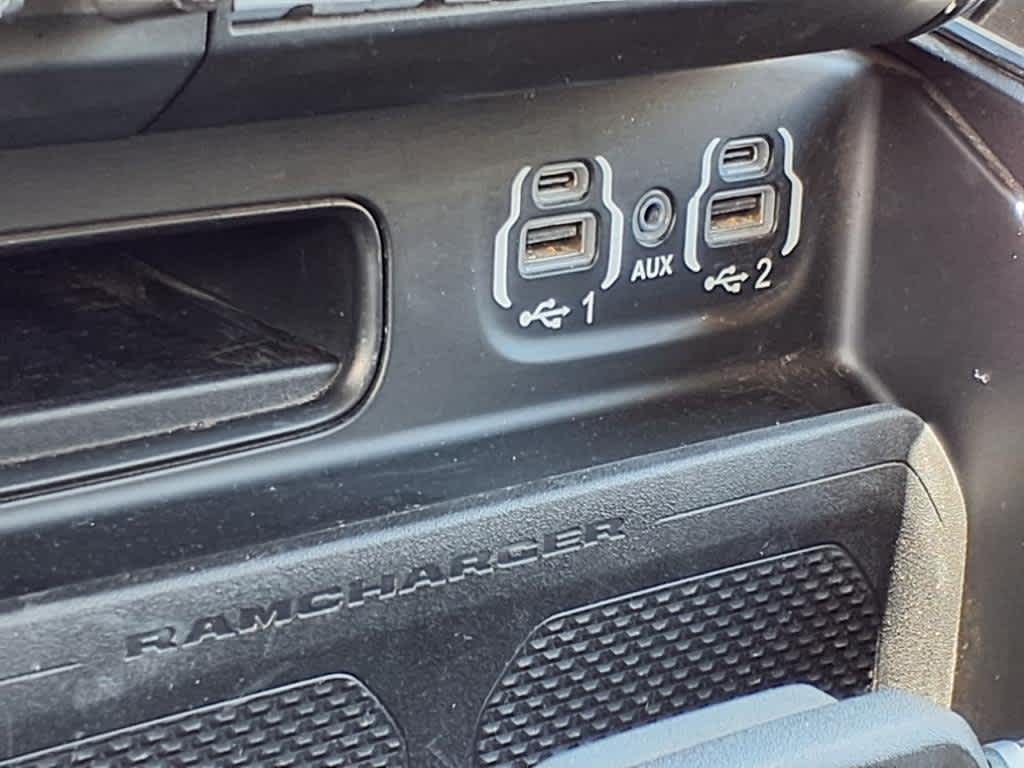 2022 RAM 3500 Laramie Crew Cab 4x4 8' Box