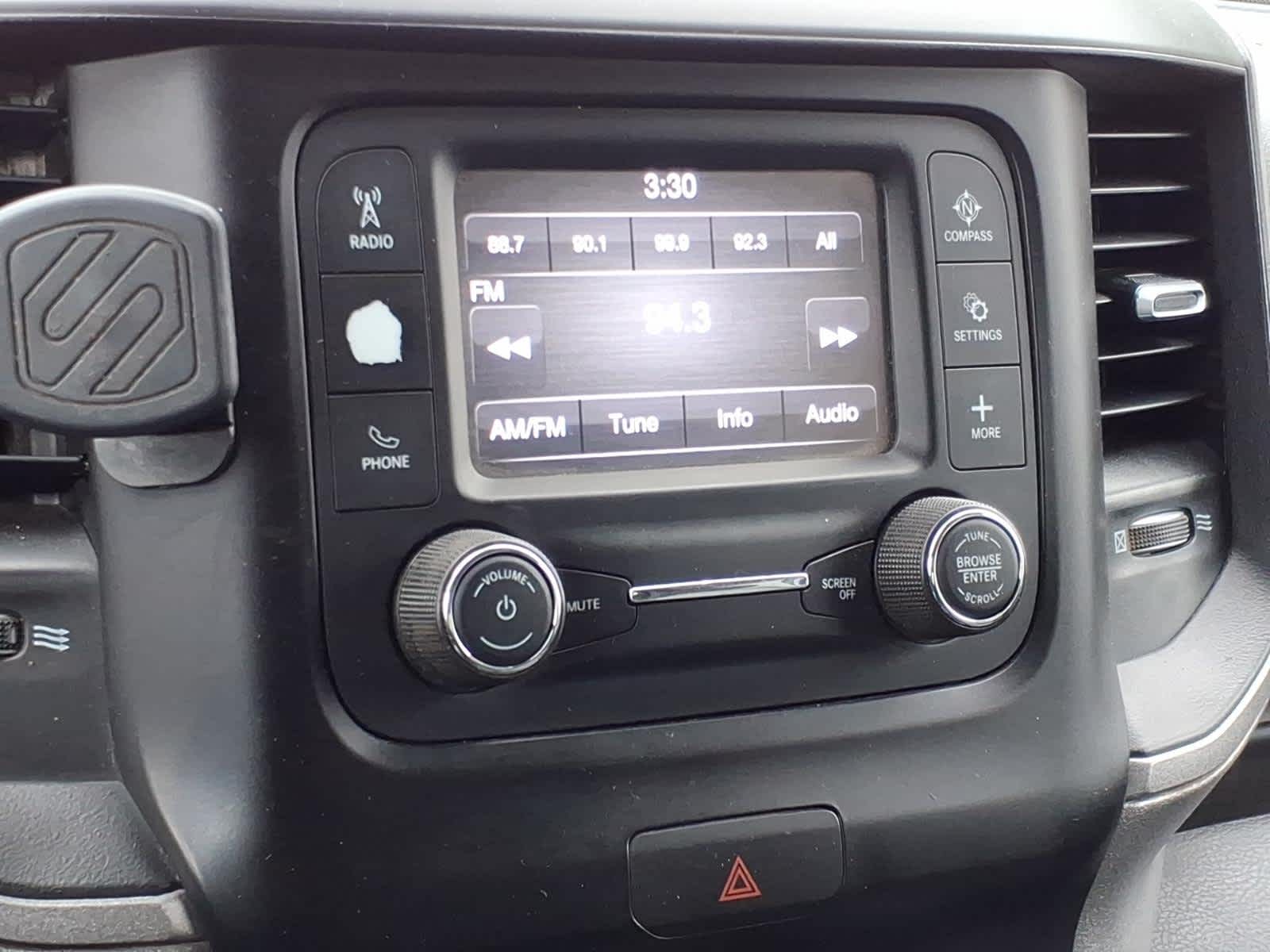 2020 RAM 2500 Tradesman Crew Cab 4X4 6'4" Box