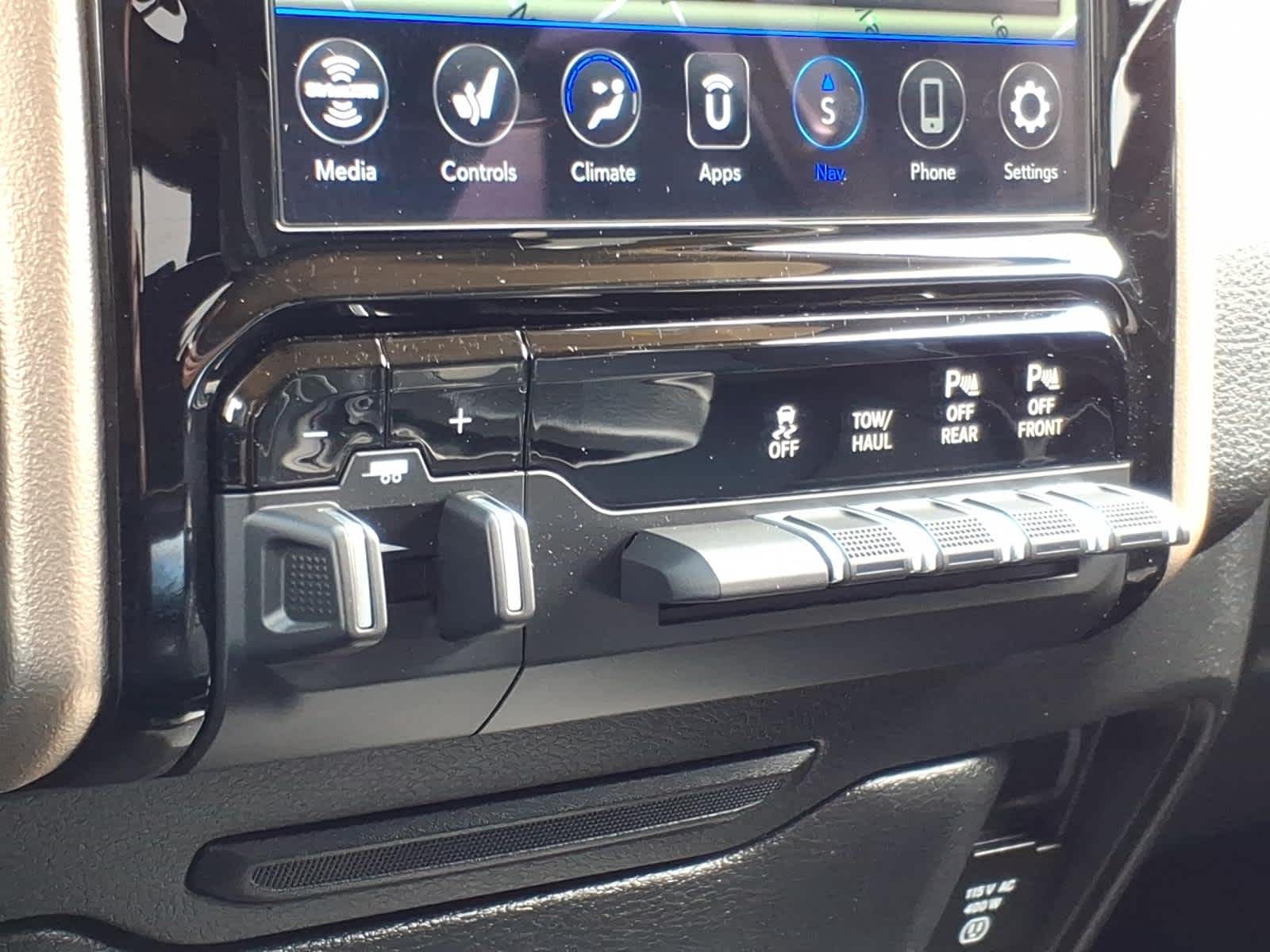 2020 RAM 2500 Laramie Mega Cab 4x4 6'4" Box