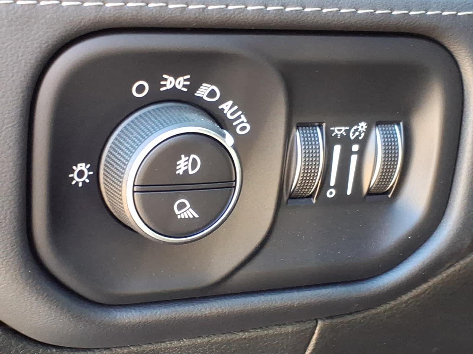 2022 RAM 2500 Limited Mega Cab 4x4 6'4" Box