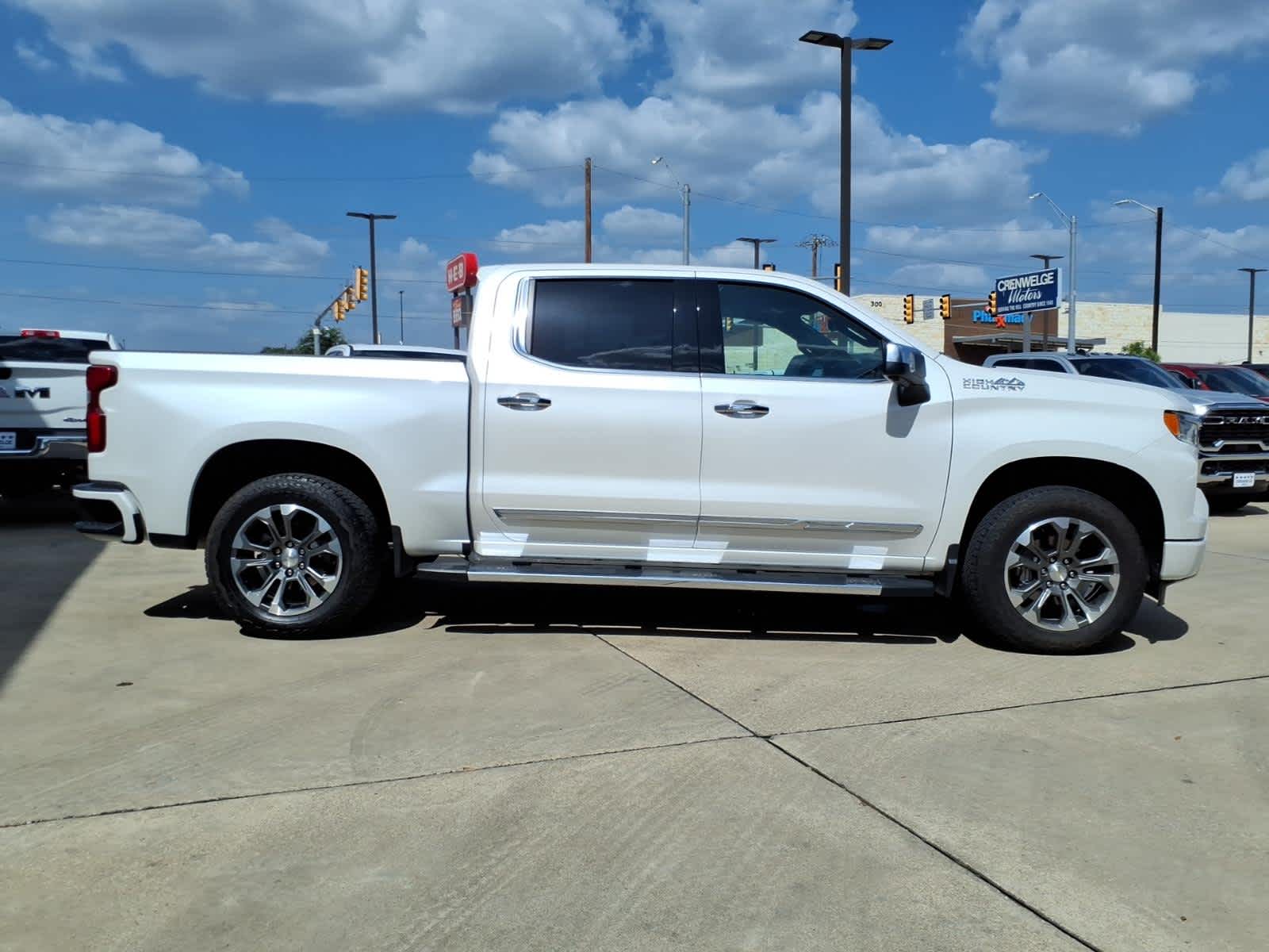 2023 Chevrolet Silverado 1500 High Country