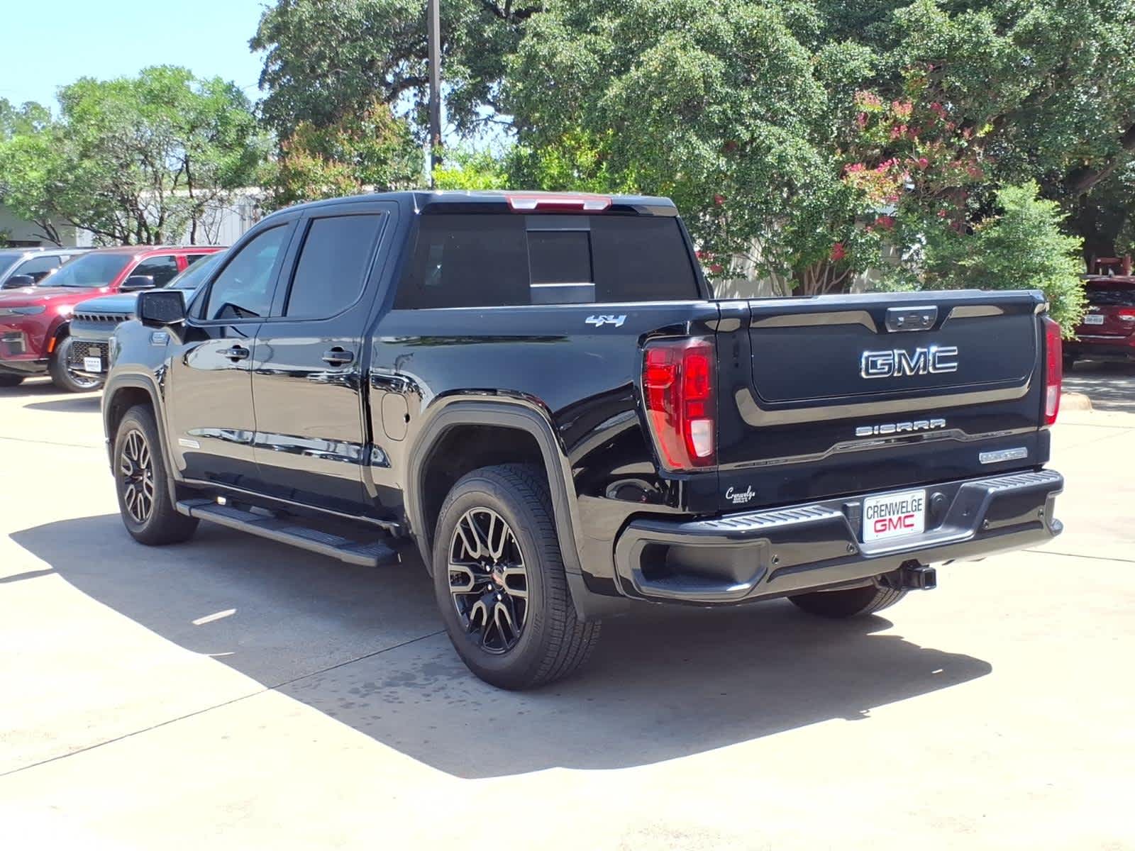2025 GMC Sierra 1500 Elevation