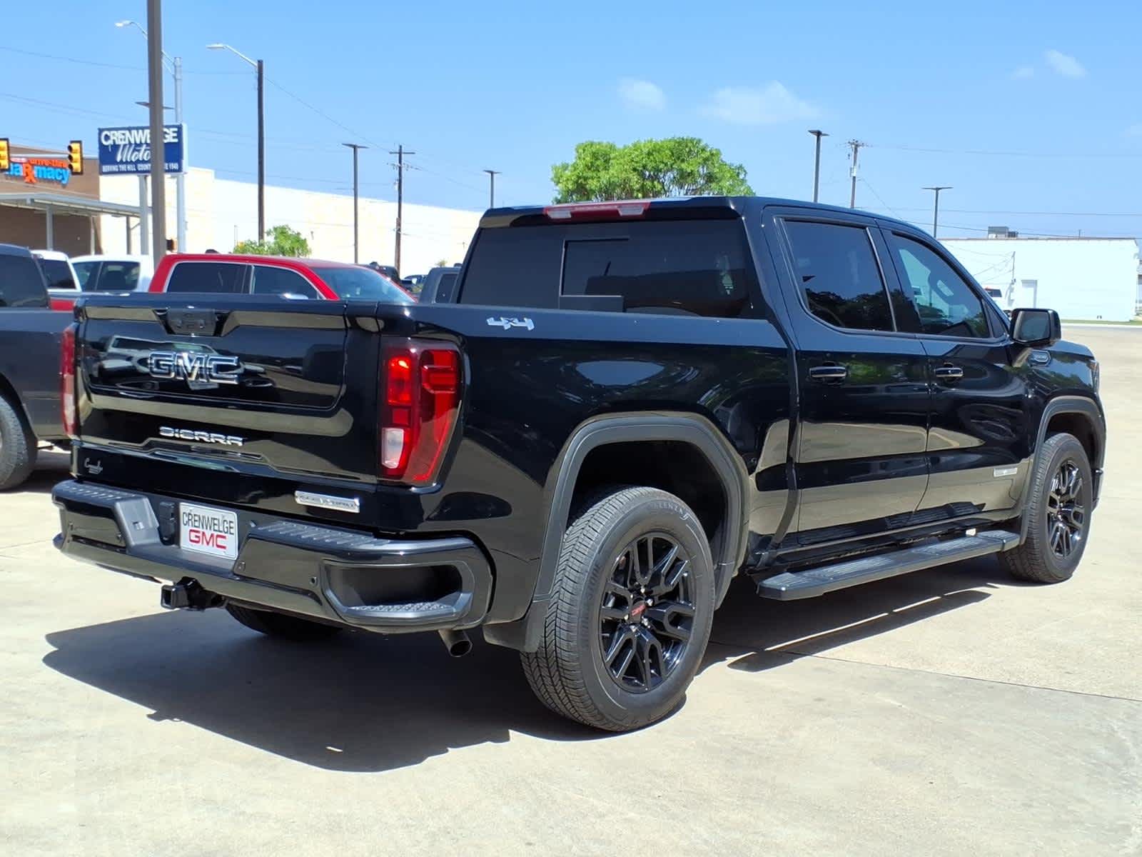 2025 GMC Sierra 1500 Elevation