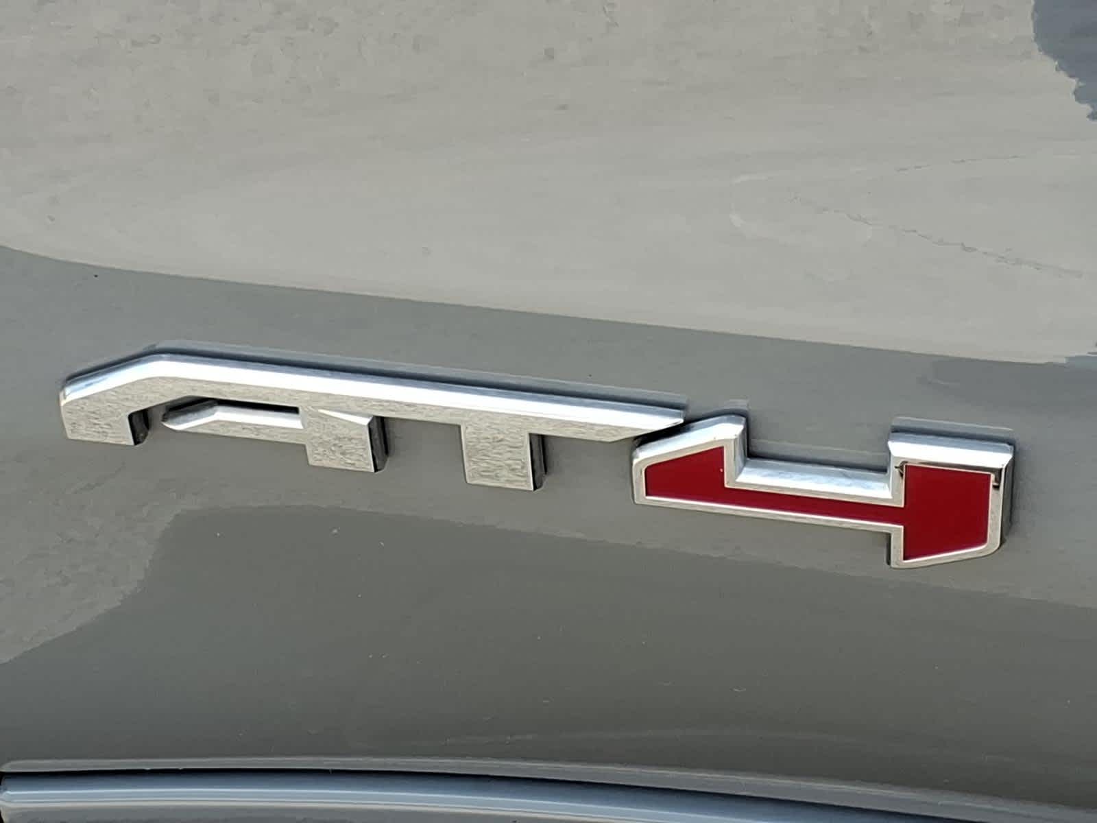 2025 GMC Sierra 1500 AT4