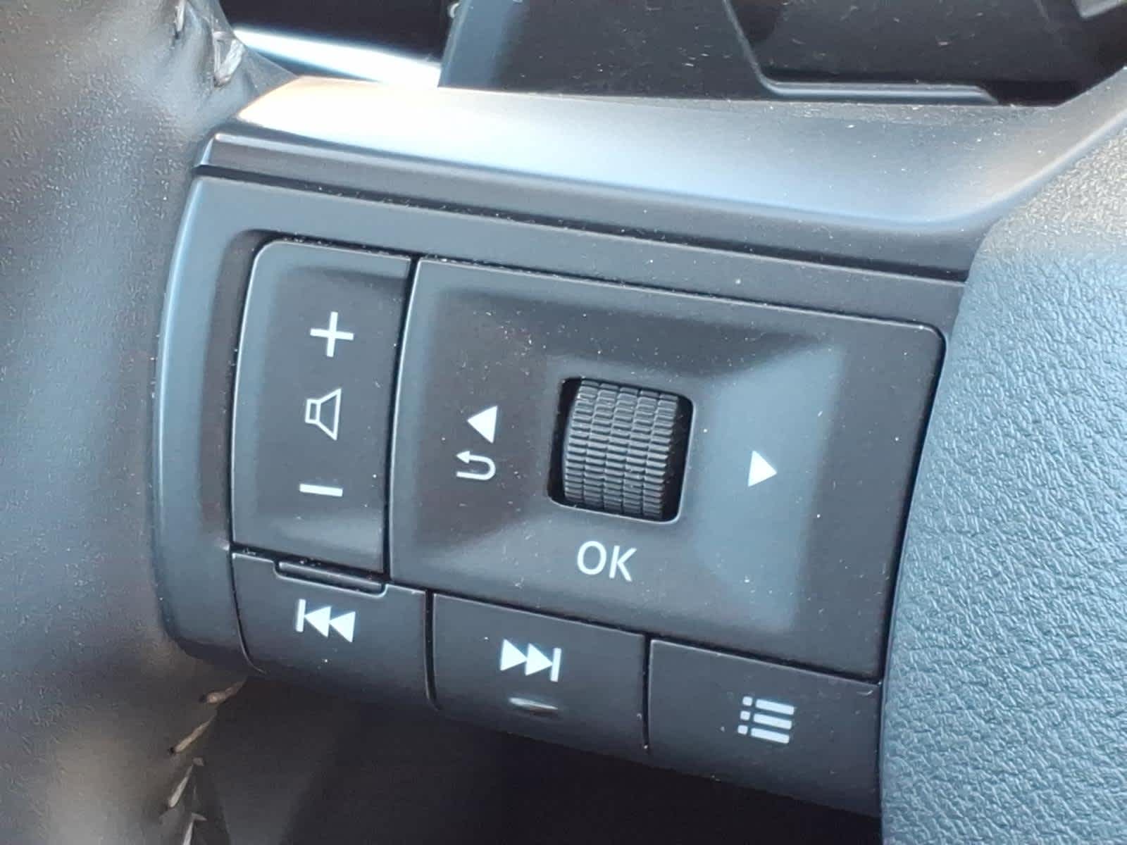 2025 Nissan Rogue SV FWD
