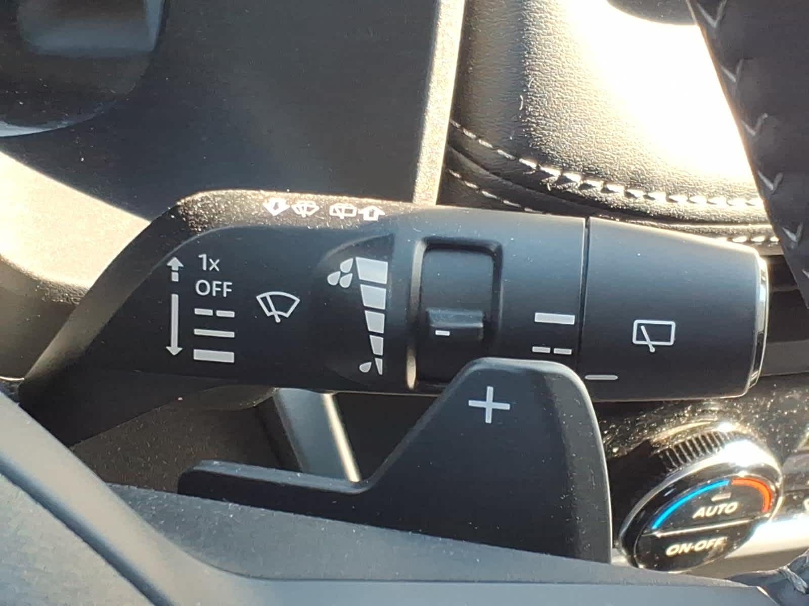 2025 Nissan Rogue SV FWD