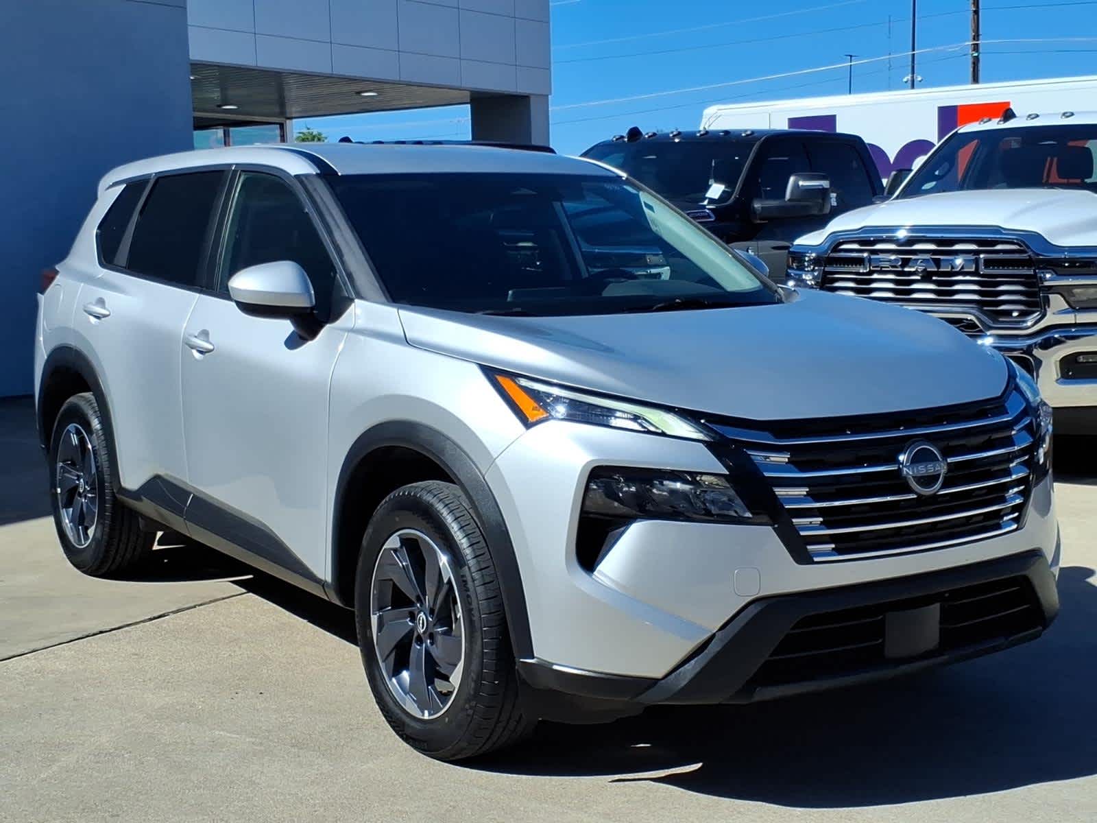 2025 Nissan Rogue SV FWD