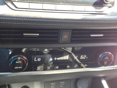 2025 Nissan Rogue SV FWD