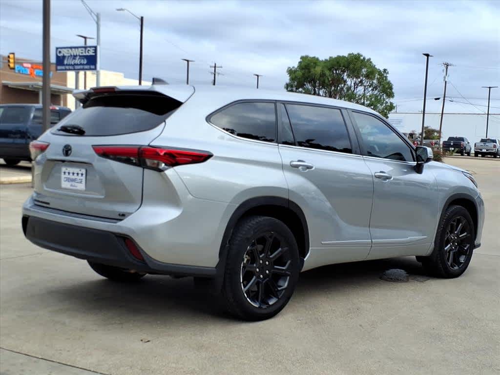 2023 Toyota Highlander L