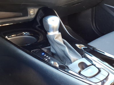 2022 Toyota C-HR XLE