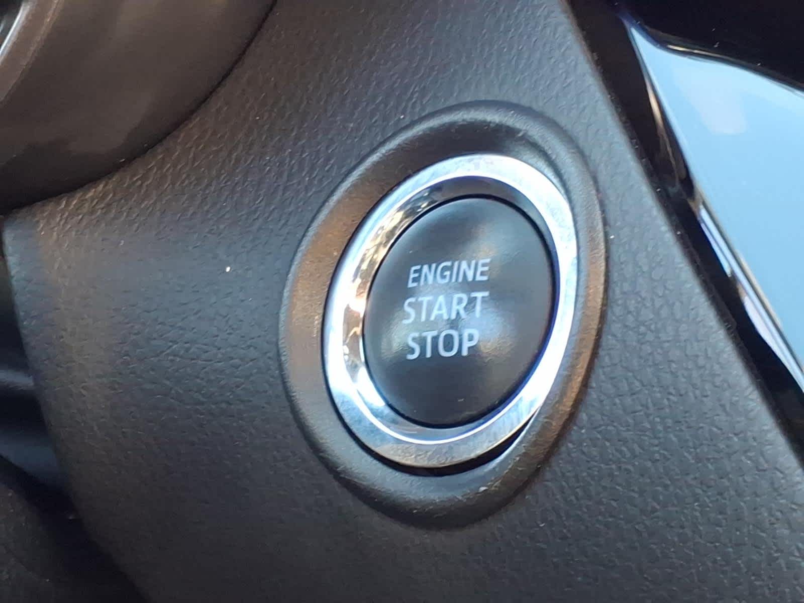 2022 Toyota C-HR XLE