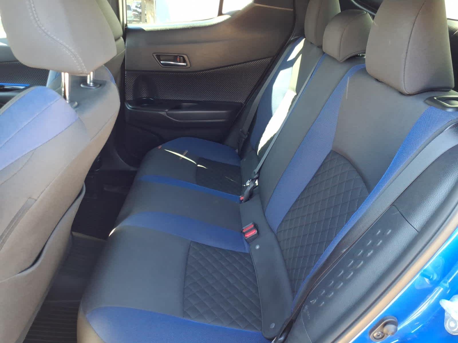 2022 Toyota C-HR XLE